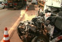 Acidente entre ônibus e furgão causa uma morte e deixa sete feridos em Barrinha, SP