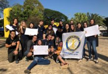 Interactianos realizam “O Abraço Grátis” no centro de Dracena