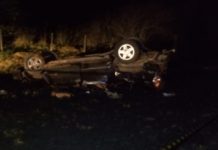 Homem morre e jovem, de 22 anos, fica gravemente ferida em acidente em Piquerobi