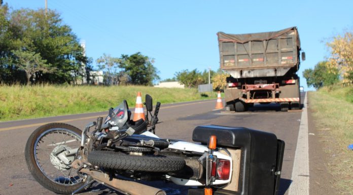 Motociclista sofre fratura exposta em acidente na SP-294 próximo a Dracena