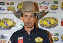 Peão morre pisoteado por touro durante rodeio em Brejetuba, ES