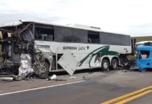 Número de feridos em acidente com duas mortes em Jaú passa de 40, diz polícia