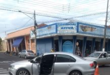 Acidente em avenida foi registrado na manhã desta terça-feira