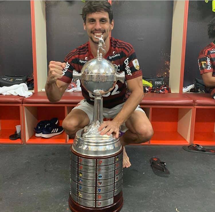 Flamengo E Campeao Brasileiro E Se Torna Primeiro Time Desde 1963 A Ganhar Nacional E Libertadores No Mesmo Ano Jorge Zanoni