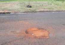 Reclamação da População: Rua Vendramim está cheia de Buracos e ninguém toma providência