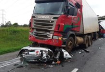 Quatro pessoas morrem e duas ficam gravemente feridas em acidente