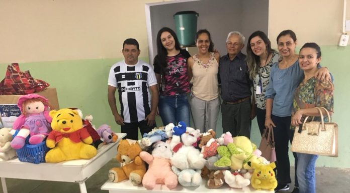 Unifadra faz doações de brinquedos para o Jardim Brasilândia