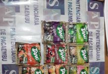 Mãe leva pacotes de suco cheios de cocaína em pó para filho preso em Pacaembu