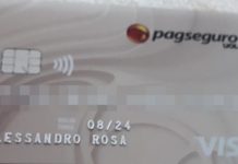 Cartão encontrado próximo a restaurante de rodovia