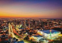 Bauru foi castigada por forte chuva na tarde de hoje, veja vídeos