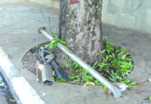 Carro danifica placa de trânsito e lixeira na Magid Zacarias em Dracena