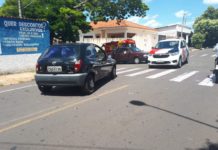 SEM COMENTÁRIOS: Acidente entre dois veículos na esquina da Magid Zacharias com Ipiranga
