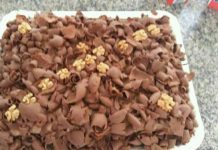 Doces e Salgados, faça sua encomenda, é só ligar