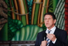 Governo de SP e prefeitos se reúnem para discutir quarentena mais leve