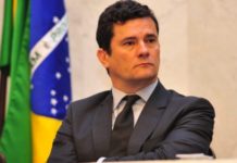 Moro pede demissão depois de Bolsonaro anunciar troca na direção da PF