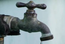 Problema da água no conjunto João Vendramini continua e EMDAEP fica só na promessa