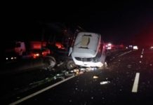 Colisão entre três caminhões deixa quatro feridos