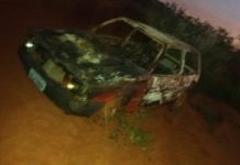 Veículo pega fogo em estrada municipal