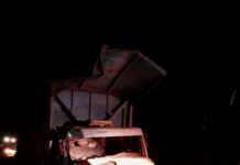 Caminhão Canavieiro tomba na rodovia da Integração