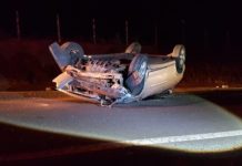 Quatro mulheres ficam feridas após carro capotar em estrada vicinal