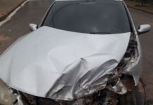 Menor furta veículo e causa acidente