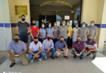 Conselho de Pastores fez oração pelos profissionais da Saúde em frente a Santa Casa de Dracena