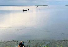 Corpo de homem que caiu de barco em lago é encontrado por pescador