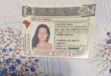 Foram encontrados CNH e documentos de uma Moto