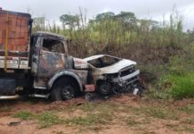 Investigação policial aponta que motorista que ‘jogou’ caminhão contra carro na Rodovia Júlio Budiski foi alvo de tentativa de homicídio