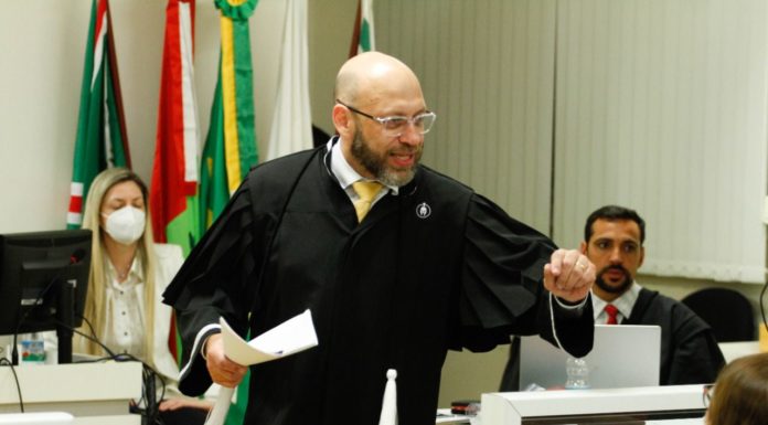 Advogado dracenense que mora em SC atuará em Júri Polêmico no ES