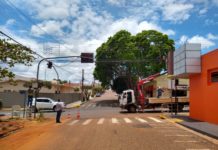 Trânsito em frente ao Postão de Saúde é alterado para mão dupla
