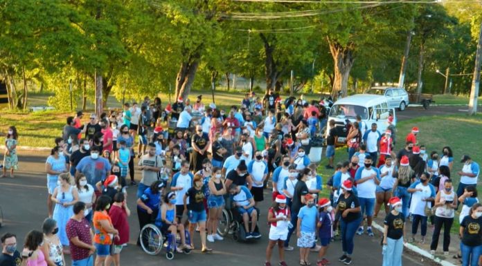 Carreata de Natal da APAE de Dracena
