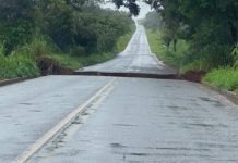 Vicinal Bastos a Rodovia Assis Chateaubrind tem pista levada pela enxurrada