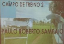 Paulo Roberto Sampaio é homenageado e dá nome a campo de futebol