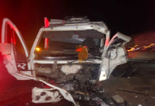 Motorista de ônibus morre e 9 pessoas ficam feridas em colisão com caminhão