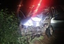 Casal de idosos morre em acidente entre carro e caminhão em Mirante do Paranapanema