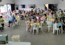 Servidores participam de sorteio de brindes e de torneio de truco