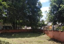 Após reclamação de mães, direção da Escola João Vendramini providencia limpeza