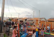 Moradores do Florindo Tabachhi fazem Festa para Crianças