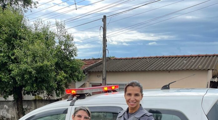 Policiais Militares visitam fã no dia do aniversário