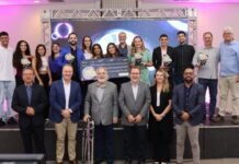 Projeto de enxaguante bucal sustentável e acessível ganha o Prêmio Jovens Inovadores Sicredi