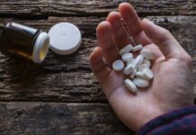 Overdose: o que é, sintomas, o que fazer e como evitar (por Cidinha Pascoaloto)