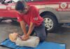 Base dos Bombeiros de Junqueirópolis realiza treinamento em desengasgamento de bebe e RCP em adulto
