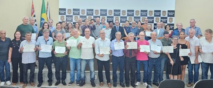 Polícia Civil homenageia policiais aposentados que atuaram na área da Delegacia Seccional de Polícia de Dracena