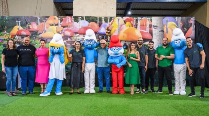 Caravana Sicredi & Smurfs leva conceitos de sustentabilidade e cidadania de forma lúdica para crianças de Dracena