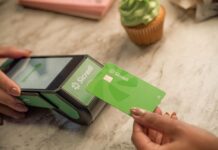 Vendas nas máquinas de cartões do Sicredi crescem 36,4% no Dia dos Pais e movimentam R$ 2,1 bilhões