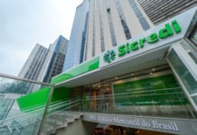 Sicredi celebra dez anos na Avenida Paulista e acelera expansão pela capital paulista