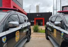 Companheiro é preso após investigação apontar falsa versão de suicídio, mulher teria sido morta na frente dos filhos
